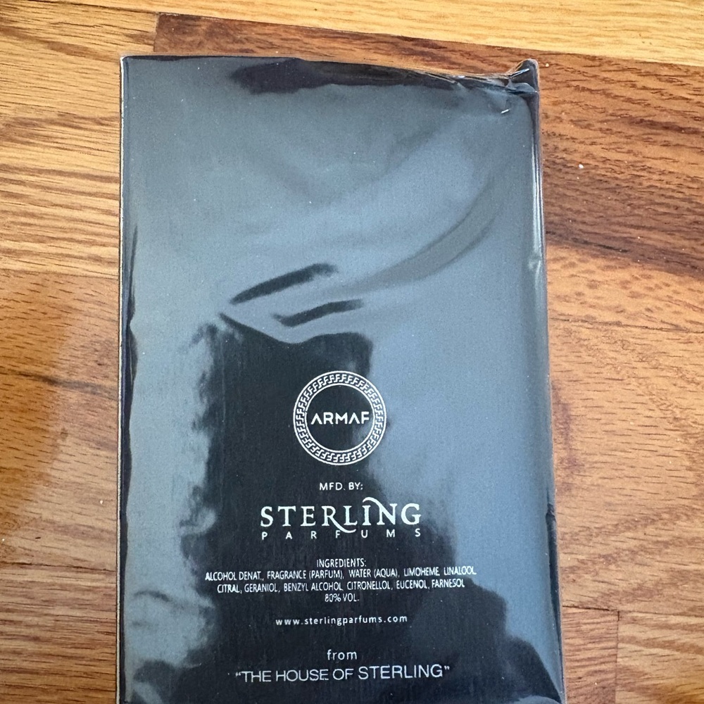 Black Retail Package